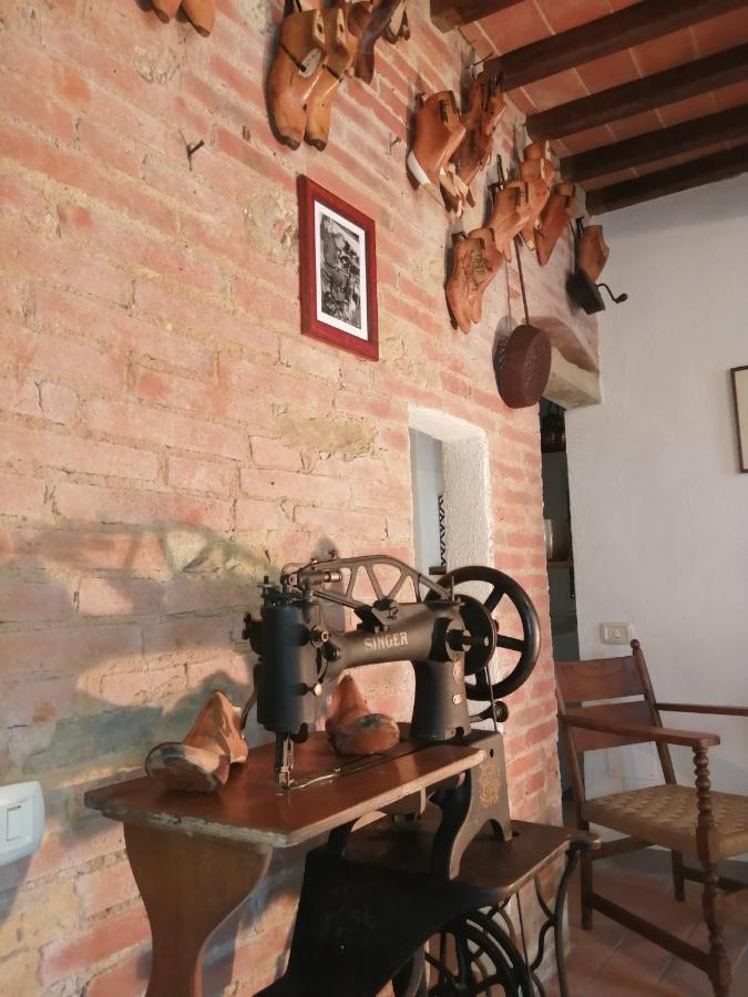 La Bottega Del Calzolaio * Castiglion Fibocchi